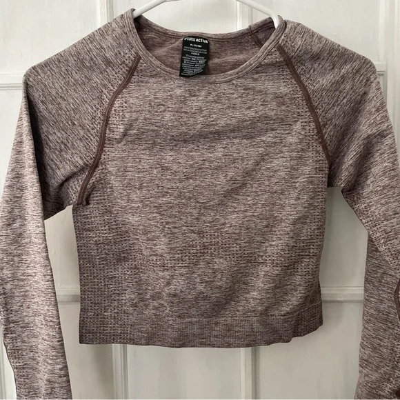 PINK Victoria's Secret Heathered Mauve Crop Top - Picture 2 of 5